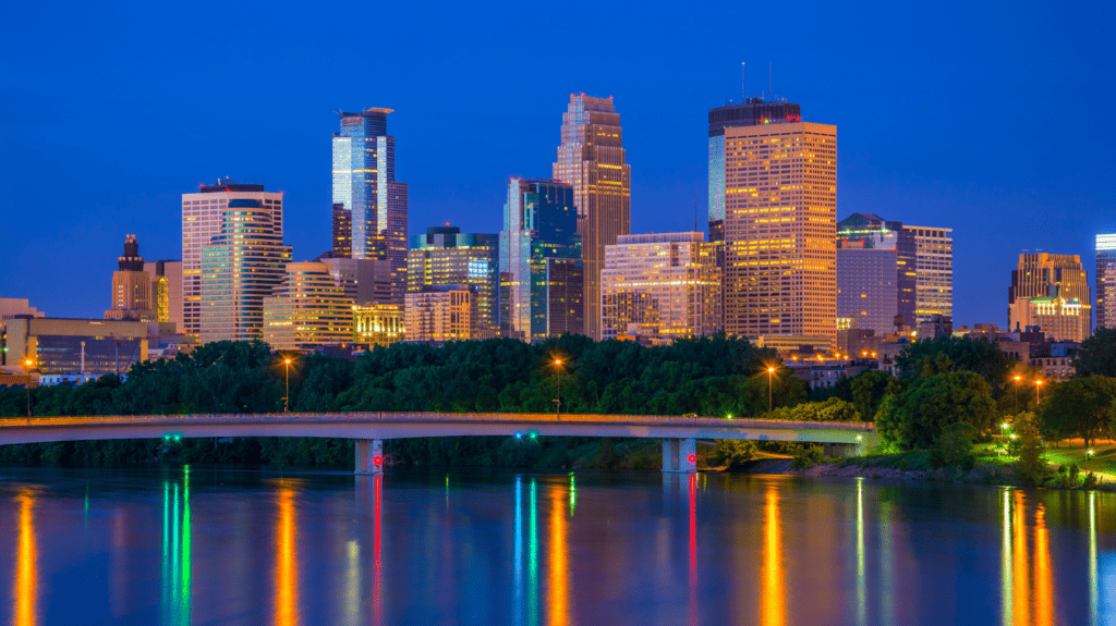 Things to Do In Minneapolis - IMage of Minneapolis at Night