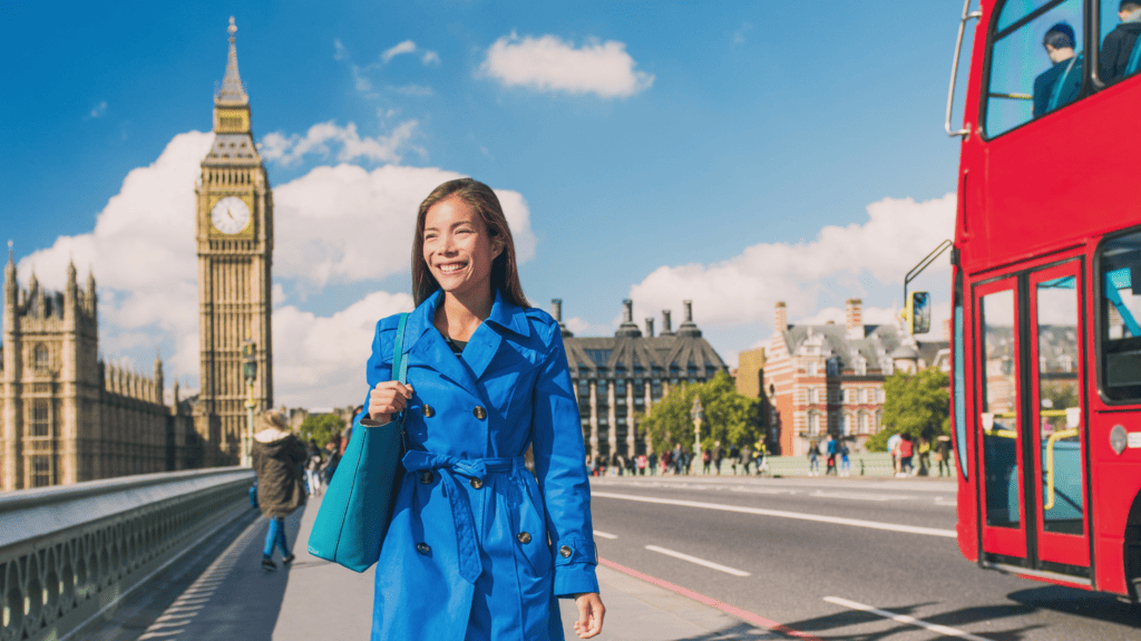 Moving to UK from USA: Woman Tourist in London